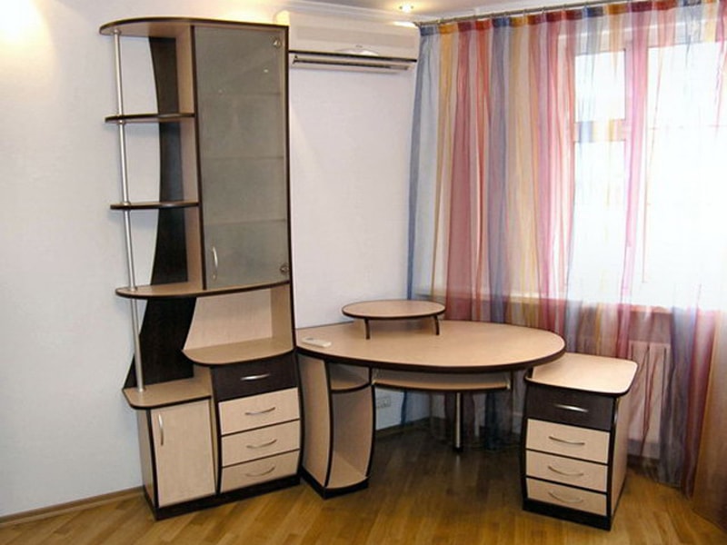 Полуугловые столы