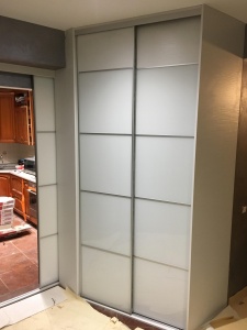 Шкаф гардеробная 001